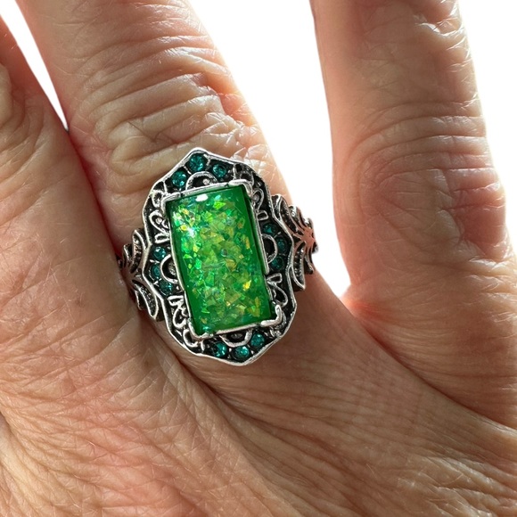 Iridescent Green Fire Opal Solitaire Silver Ring - Picture 3 of 7